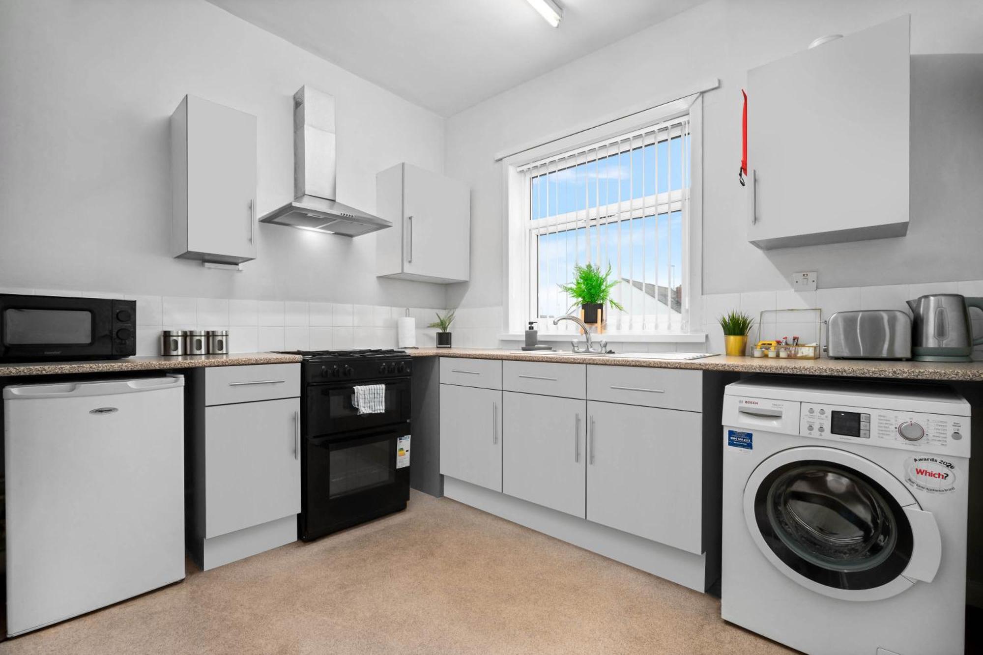 Two Bedroom Apartment - Single Beds - Accommodates 3 - Street Parking - Top Rated -Wbb 西布罗姆维奇 外观 照片